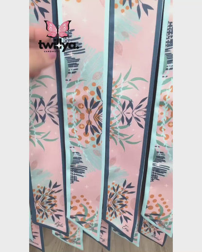 Meutia Skinny Scarf
